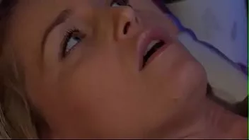 المرأة يحب أن يستيقظ عندما يصبح ديك المهبل