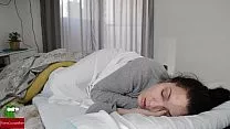 لديها شعر كبير في المهبل