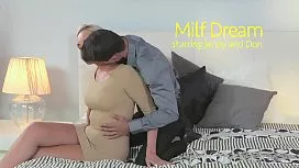 انها حصلت لها كس الجنس دائما جاهزة
