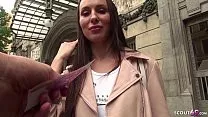 المرأة الجميلة تريد ممارسة الجنس على الفور