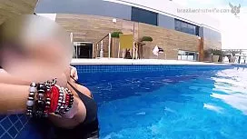 هذا فاتنة يجعلك تقع في الحب