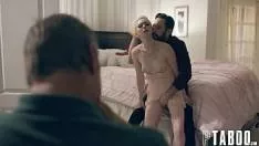 إنها تحتاج إلى رجل ليحل محل الهزاز في بوسها